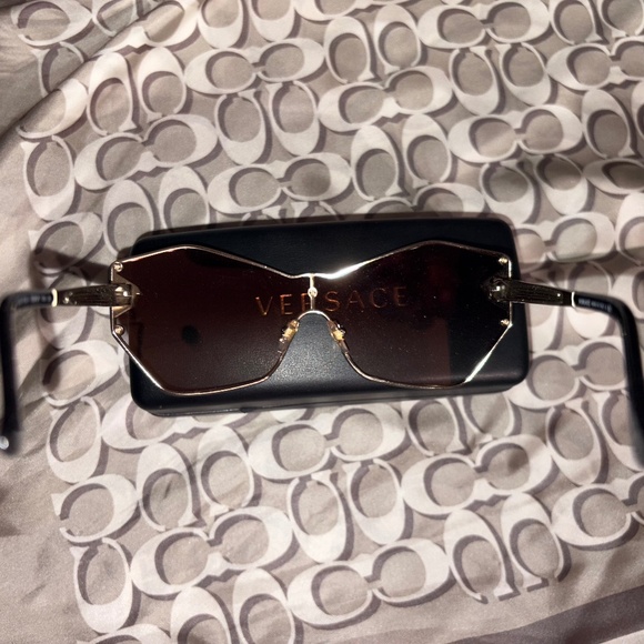 Versace Pink Sunglasses - Picture 4 of 6